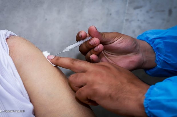 ۲۲ درصد خوزستانی‌ها علیه کرونا واکسینه شدند/ بهبهانی ها بیشترین تزریق را داشته اند حمیدیه کمترین